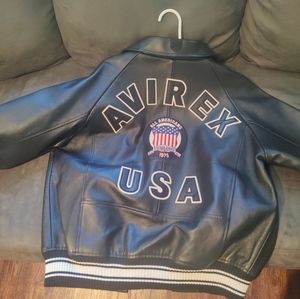 Avirex icon leather size small used  a couple times black